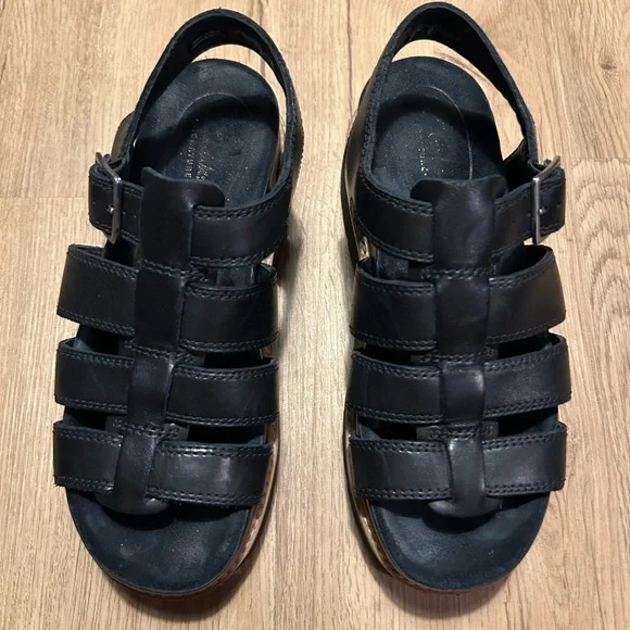 Clarks Orianna Twist Black Leather Sandals - Picture 2 of 7